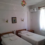 Cennet Ξενοδοχείο Κουσάντασι