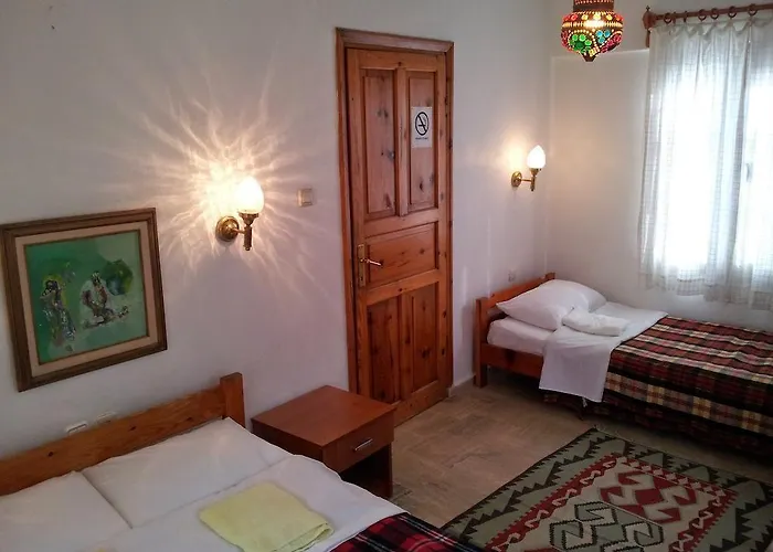 ホテル Cennet *