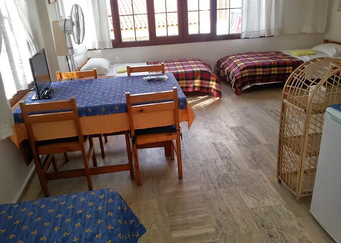 Cennet Hotel Kusadasi