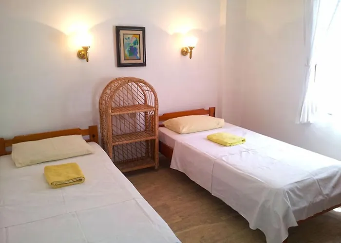 Hotel Cennet Kusadasi